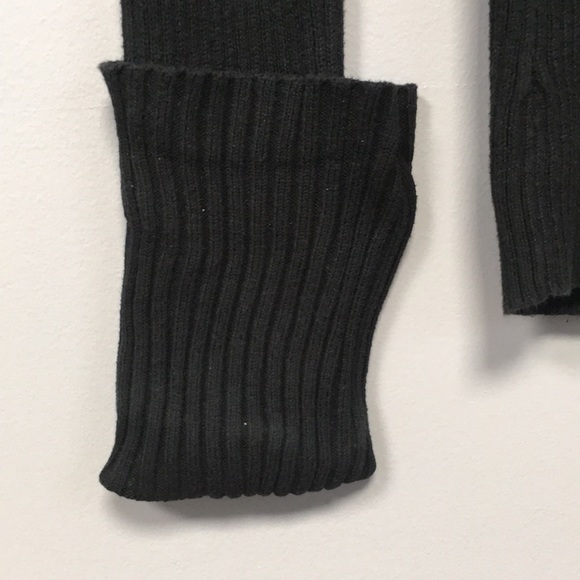 Black Calvin Klein Sweater - Picture 3 of 3